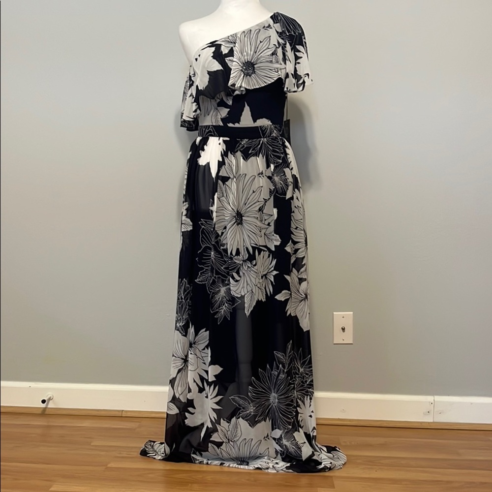 Elegant Black and White Floral One-Shoulder Dress